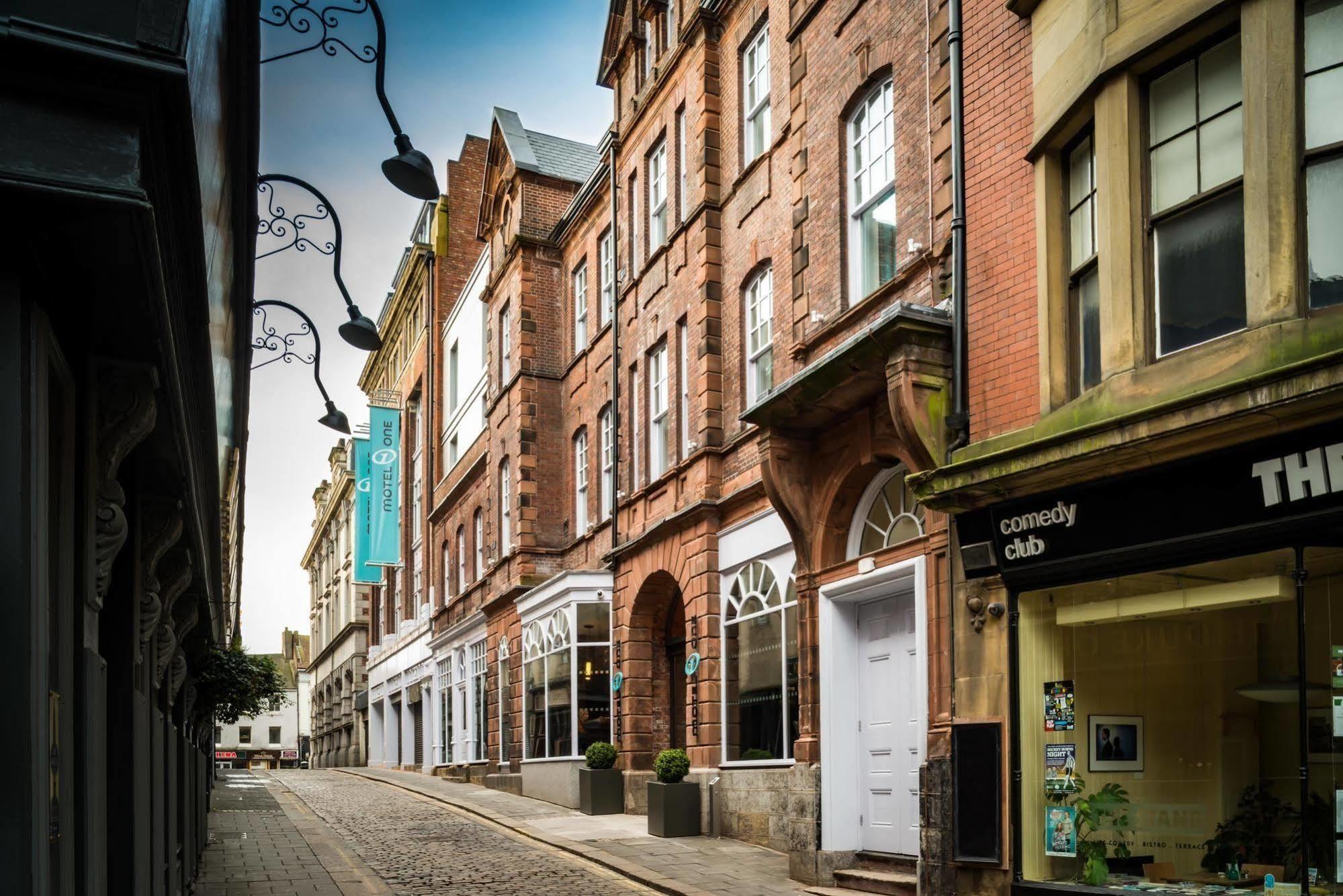 One 3* Newcastle-upon-Tyne
